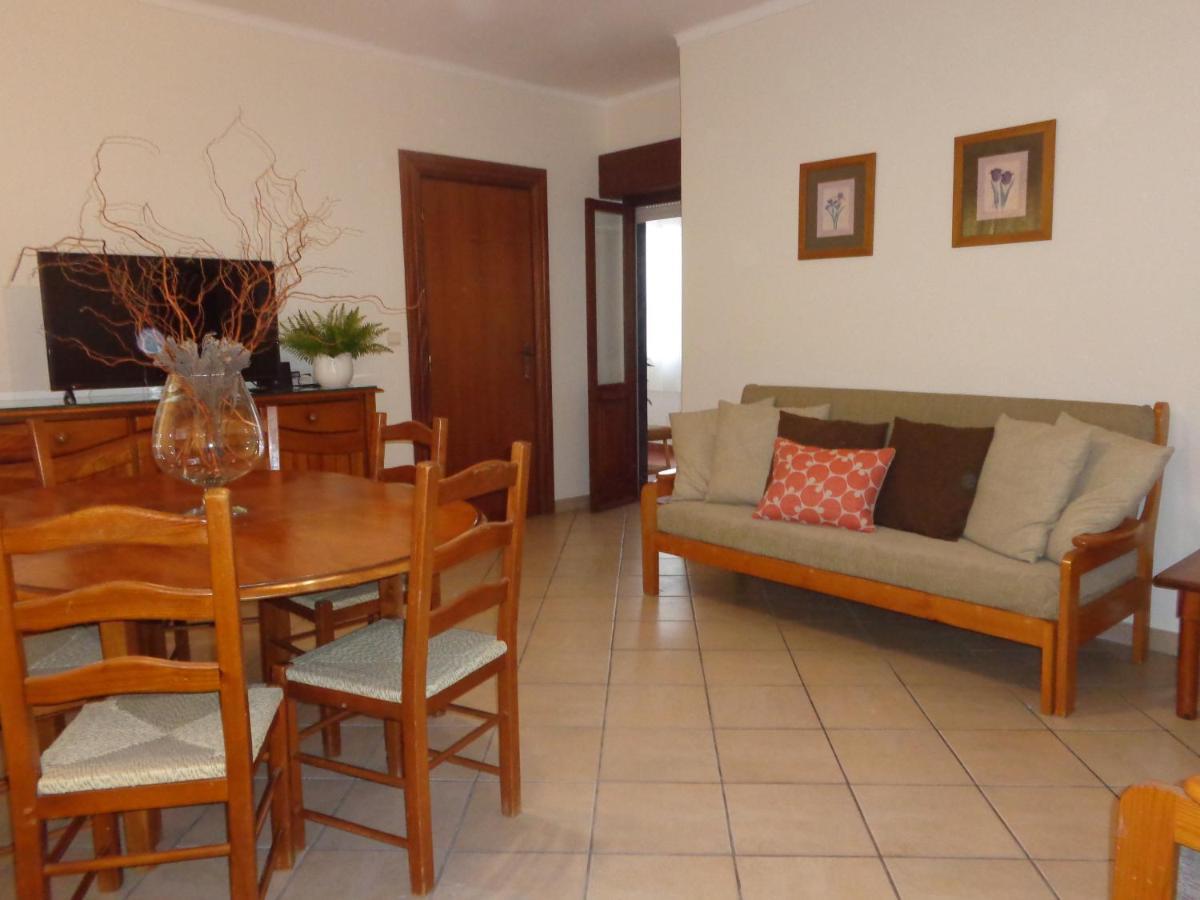 Tenis Mar E Apartment Albufeira Bagian luar foto